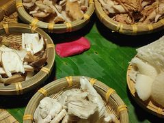 -菌彩云南野生菌火锅(万达广场店)