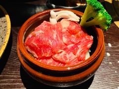 -山川小町·极番烧肉(新地假日广场店)
