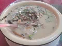 -雄仔农家菜馆·特色葱油鸡(六祖店)