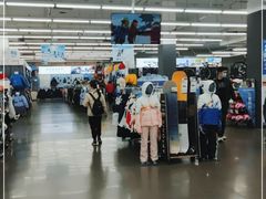 -迪卡侬(西华店)