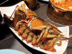 -雍容荟帝王蟹活龙虾展台自助(IFS黑金店)