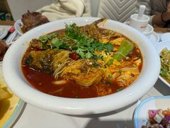 得莫利炖鱼头-李老哈·东北菜(宋园路店)