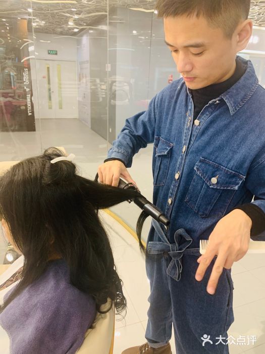 MYYF SALON烫发染发图片