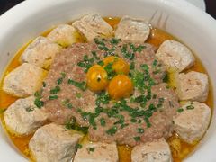 咸蛋黄肉沫臭豆腐-永安鱼庄·镇江菜(东吴路店)