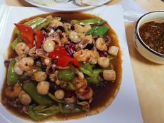 -乡府肉丁水饺(环山路店)