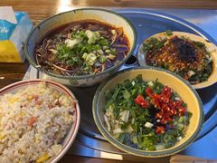 -拈签一笑黄牛肉辣卤串串