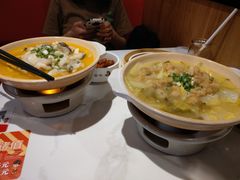 -渝是乎酸菜鱼·川渝小炒(新世界百货望京店)
