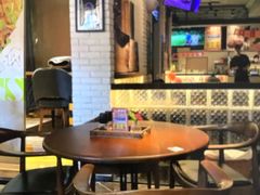 -JINNS锦时 steak&pizza(浸信会礼拜堂旧址店)