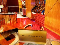 -迪拜帆船酒店海底餐厅