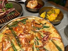 -草家酱蟹炭火烤肉店(珲春南路一店)