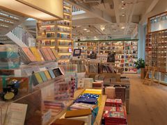 -猫的天空之城概念书店(北戴河蔚蓝海岸店)