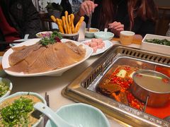 -巴渝瓦肆重庆鲜火锅(宝龙环湖店)