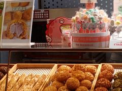 -永旺黄岛购物中心