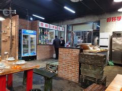 -胡同小馆(新威路店)