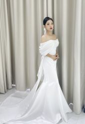 -禕·愫白婚纱商店