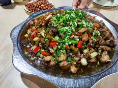 -廖哥泡椒兔(峨眉店)