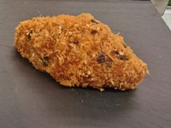 糯糯咸蛋黄可颂-喜茶(广州东方宝泰店)