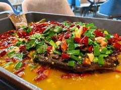 -有红鸡毛店·川菜(建设路店)