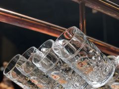 -皇冠自酿啤酒坊(中国红街5号楼店)