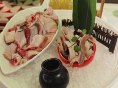 -洪氏嗨捞·广东猪肚鸡·椰子鸡火锅(西咸万象城店)