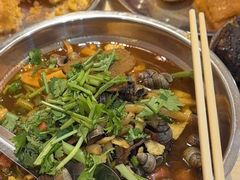-柳州肥姨妈大骨螺蛳粉(东靖路店)