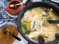 -桥香园过桥米线(国贸店)