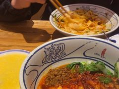 -陇上秦轩西安biangbiang面(EFC欧美金融商业城店)