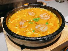 石锅虾球海胆豆腐-山里亲戚(淞虹路店)