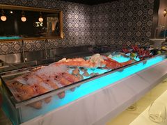 -La Mer Restaurant & Lounge