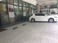 -宝捷星宝马·奔驰·保时捷专修·特斯拉钣喷中心(宝安店)