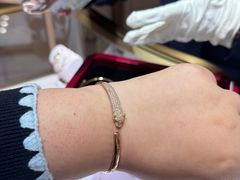 -卡地亚(杭州大厦精品店)