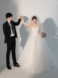 -巴黎婚纱摄影工作室