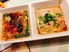-花田煮鲜牛肉火锅(钟楼众汇店)