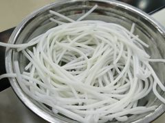 -黄利砖万峰林布依特色酸笋牛肉馆