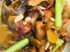 -八两八金·莱芜特色炒鸡(市南漳浦路店)