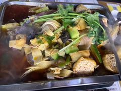 -后街佬·炭火鲜鱼杂(南城店)