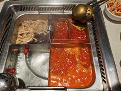 -海底捞火锅鲜切牛肉主题店(长寿路店)