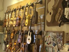 -WithU悠弦时光·尤克里里之家ukulele(宽窄巷子店)