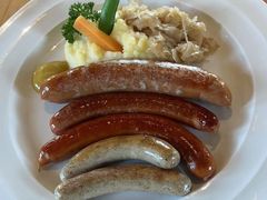 -LENBACH兰巴赫西餐啤酒坊(大连东港店)