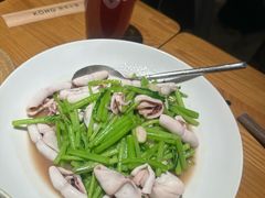 茼蒿烧海兔-KŌNG胶东小馆(华熙店)