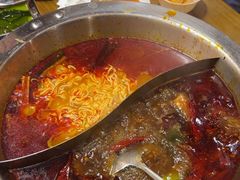 -黔哆哆地摊酸汤火锅(清湖店)