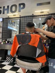 -Devilhands Barbershop男士理容店