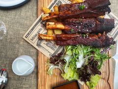 BBQ猪肋排配薯条-哈迪森Hudson(环球金融中心店)