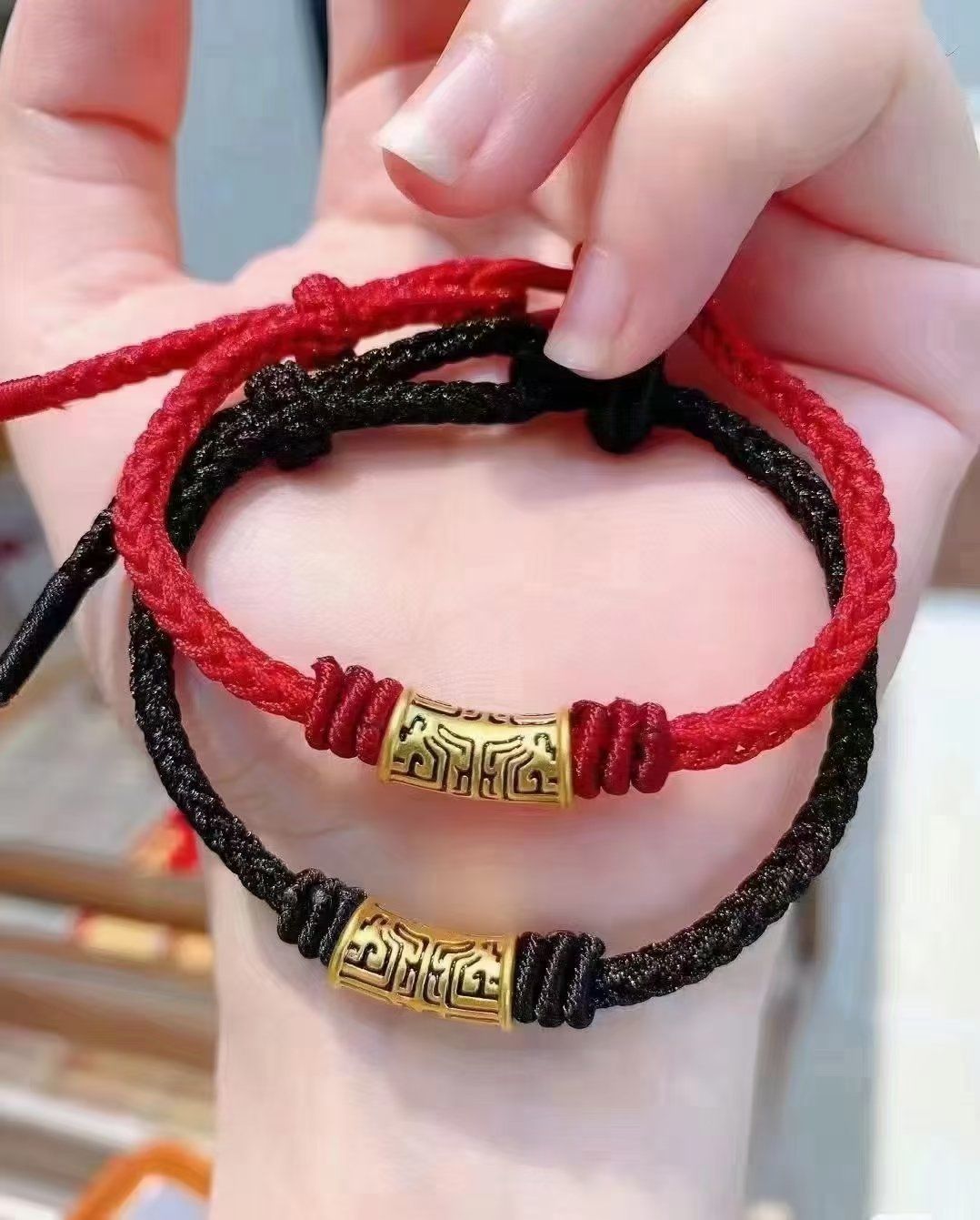 男士的手工编织手链真心赞