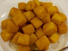 椒盐豆腐粒-帝皇楼