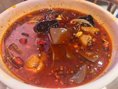 -渝是乎酸菜鱼(龙旗购物中心店)