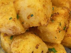 -香山湖渔家大院