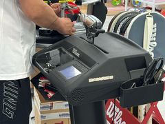 -Wilson威尔胜(漕溪北路店)