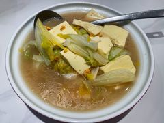 大黄蚬子煮小白菜-东方饺子王(新奥购物中心店)