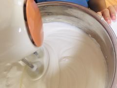 打奶油-食间旅人DIY烘焙工作室